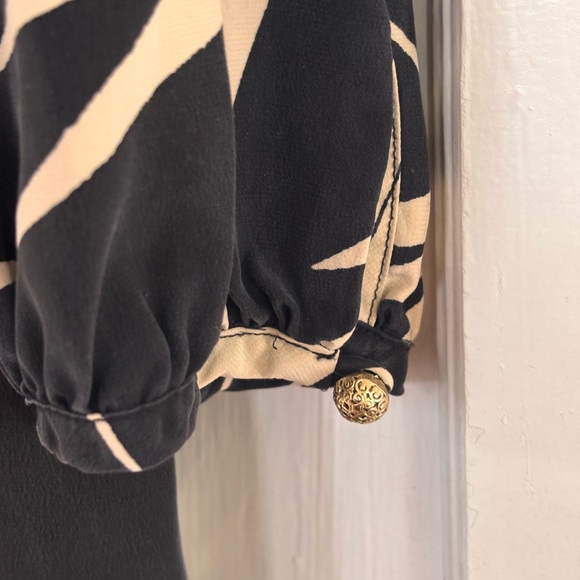 Tommy Bahama Black and Cream Tropical silk Dress - Picture 2 of 6